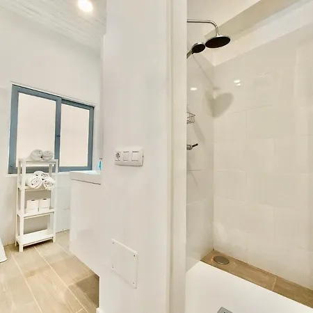 Oceanview Iii By Tor