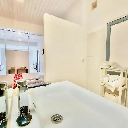 Oceanview Iii By Tor Апартаменты *