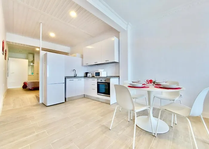 Oceanview Iii By Tor *